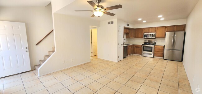Building Photo - 6131 E Greenway St Unit 1 Rental