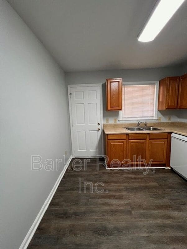 Photo - 2527 Ricky Cir