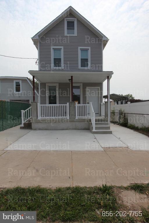 Photo - 1123 Cambridge St House