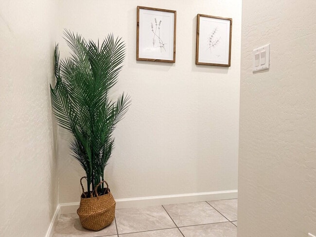 Photo - 8503 E Leigh Dr