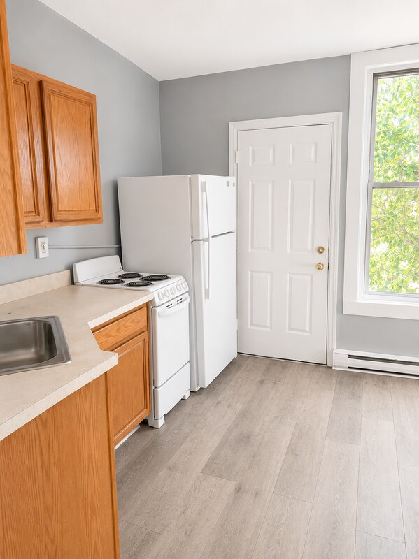 Photo - 127 Dove St
