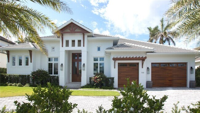 Photo - 700 Wedge Dr