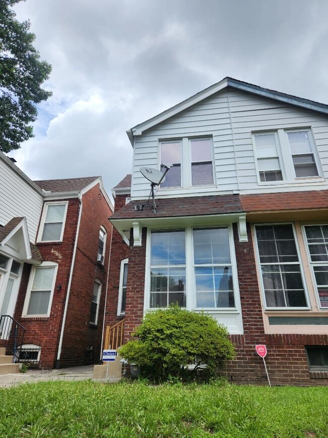 Photo - 2429 N 5th St Townhome