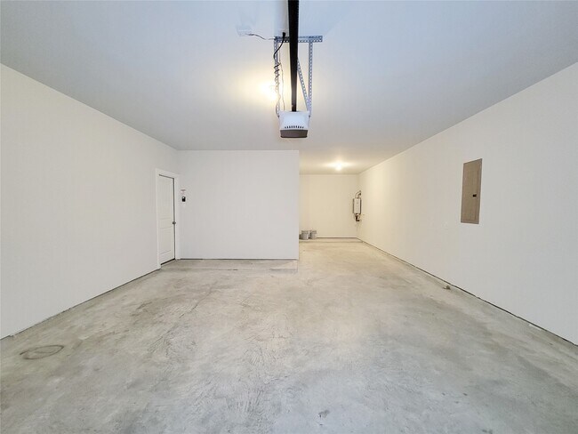 Building Photo - 18206 Summerland Lk Wy