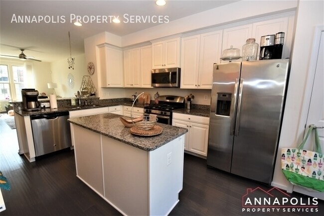 Photo - 7737 Duncannon Ln