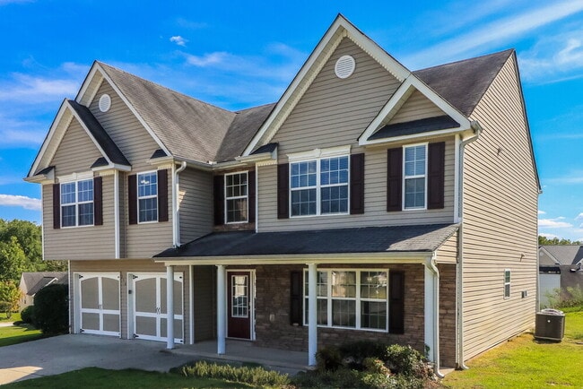 Photo - 210 Overlook Ct