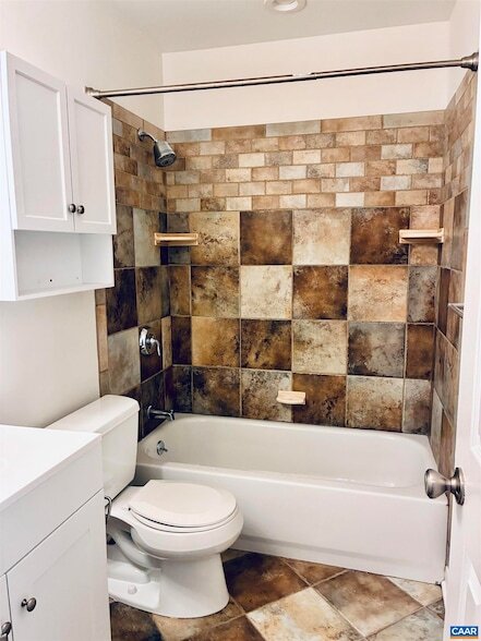 Photo - 210 Saponi Ln