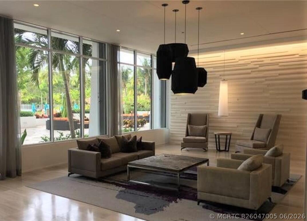 Photo - 100 Bayview Dr Unit 1825