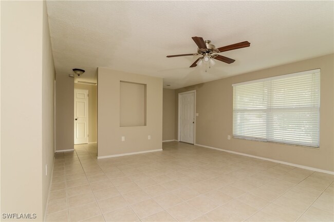 Photo - 312 Monet Dr