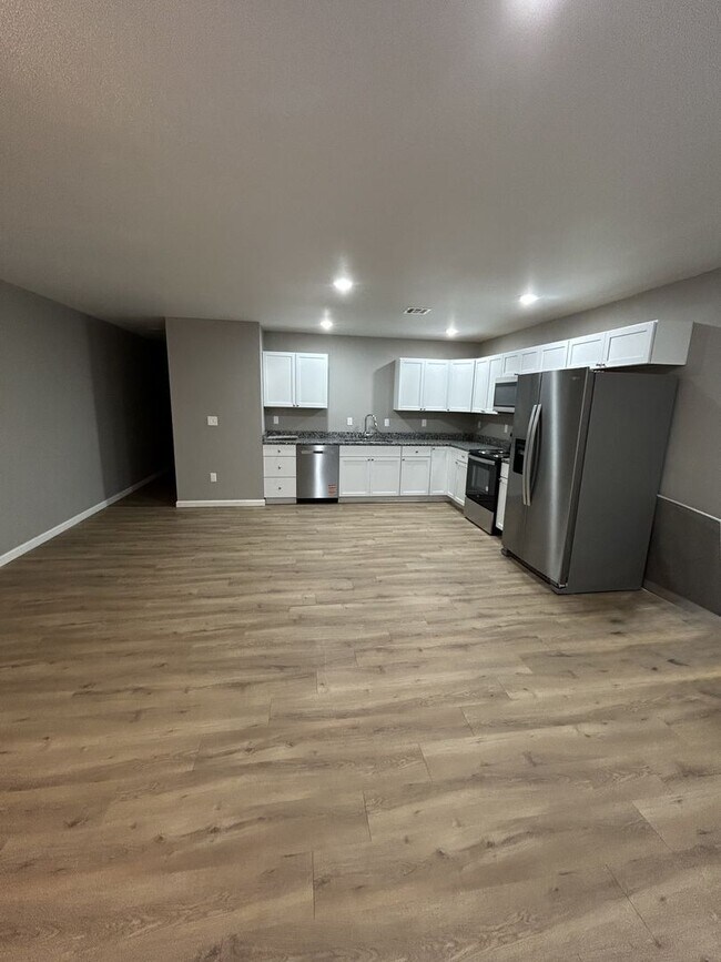 Photo - 716 Columbus St Unidad 716 N Columbus Street -  B