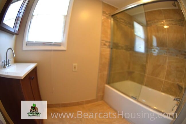 Photo - 73 Leroy St Unit 02