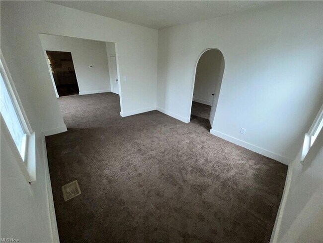 Photo - 3460 Erin Ave