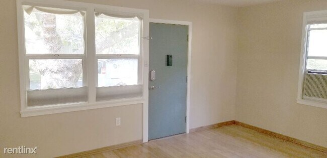 Photo - 92 Martin Dr