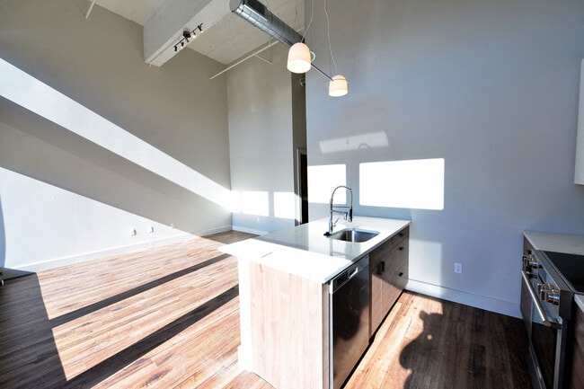 Kitchen & Living Space