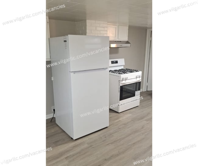 Photo - 1605 Pine St Unit C(lower level)