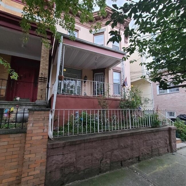 Photo - 325 58th St Unit 2