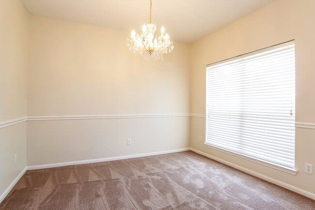 Photo - 19026 Telford Way