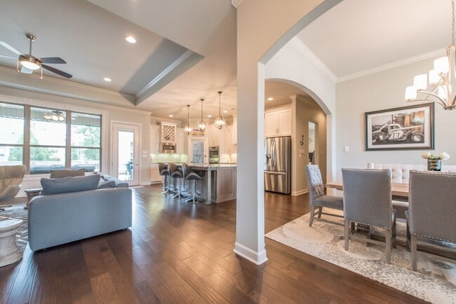 Photo - Sherwood Rental