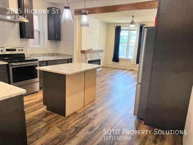 Photo - 2825 Hickory St