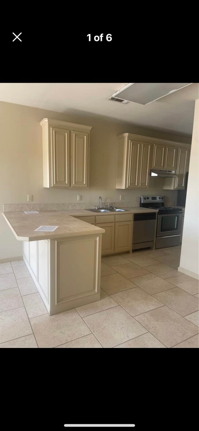 Photo - 26 Cooper Rd Unit A