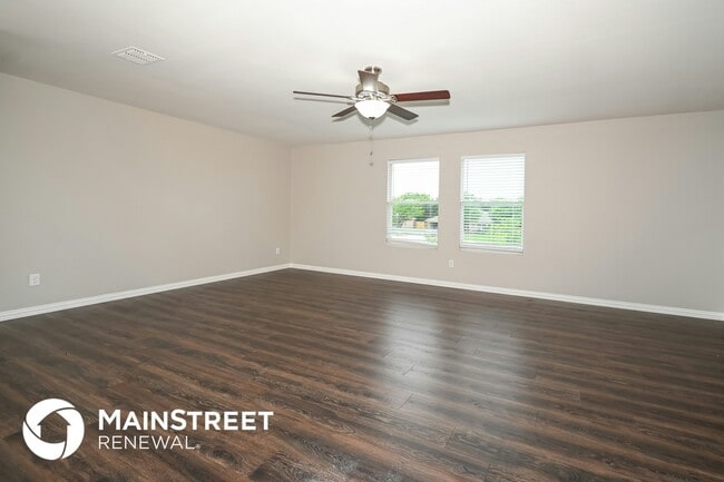 Photo - 821 Preston Dr