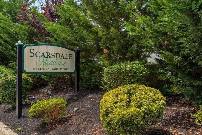 Photo - 555 Central Park Ave Condo Unit 352