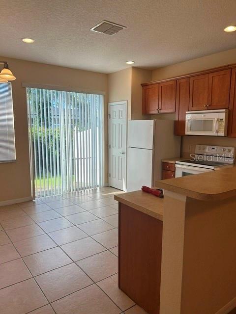 5322 Paradise Cay Cir