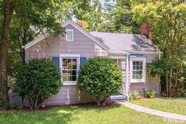 Building Photo - **Wayland Heights Ranch Style Home W/ Private Back Yard**