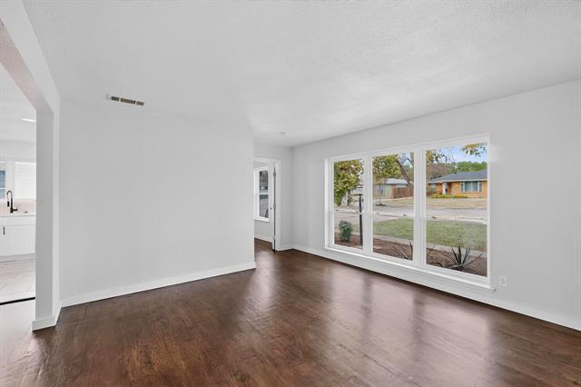 Photo - 2812 San Medina Ave