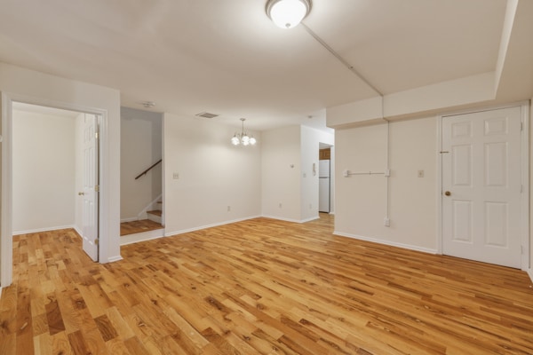 Photo - 183 Livingston Pl