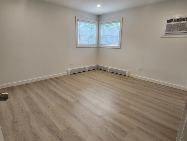 Photo - 20779 Elizabeth Ave