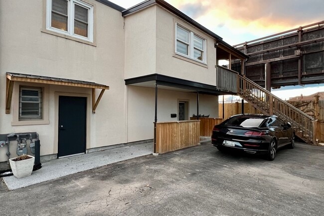 Building Photo - 254 Ontario St Unit 1