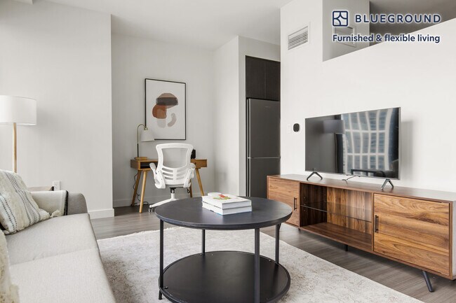 Photo - 1210 S Indiana Ave Unit FL18-ID741