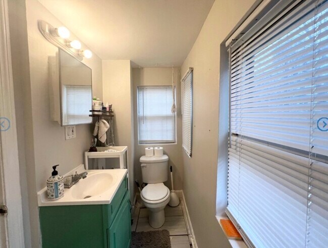 Photo - 249 Hurley St Unit 2F