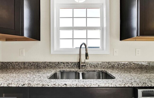 Photo - Franklin Square Phase 1 Townhomes