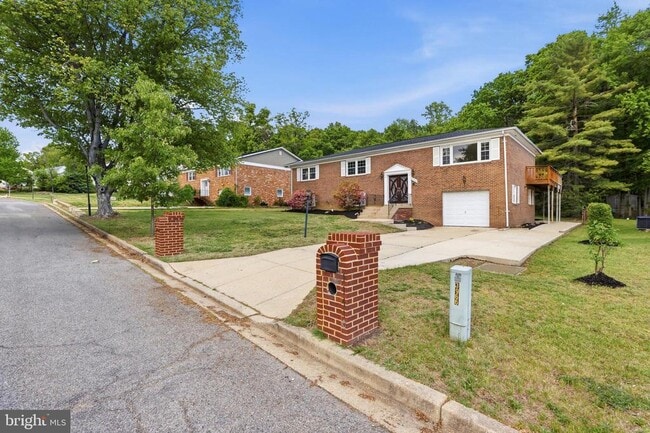 Building Photo - 11410 Mary Catherine Dr