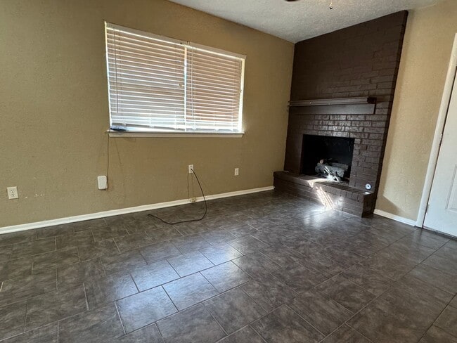 Photo - 6605 NW Denver Ave Unidad B