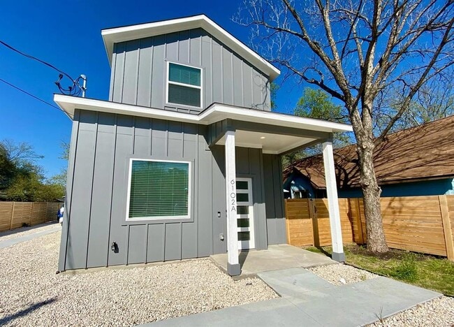 Building Photo - 6102 Caddie St