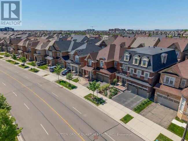 Photo - 3196 Ernest Appelbe Blvd.