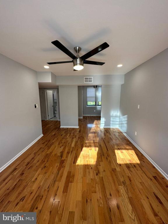 Photo - 7057 Cresheim Rd Unit 12