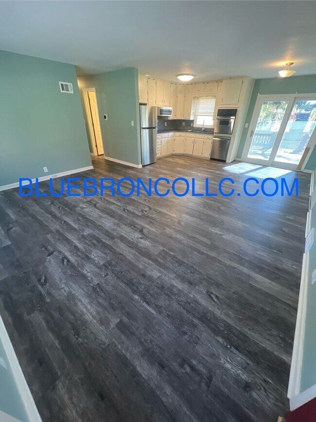 Beautiful newly remodeled house in a great... House Rental in Kansas