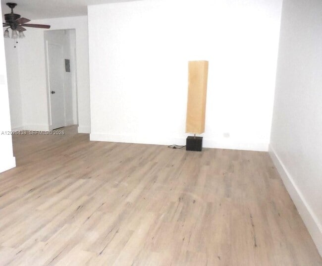Photo - 8040 Tatum Waterway Dr Unit 2