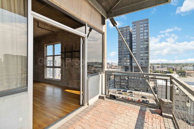 Photo - 2020 Arapahoe St