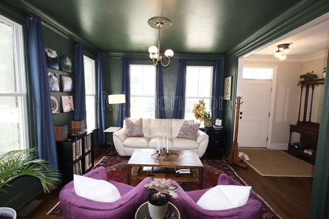 Photo - 612 N 30th St