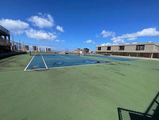 Photo - Dowsett Point- 1BR/1BA with Parking, Secured Building Unidad 217 Prospect St  A13