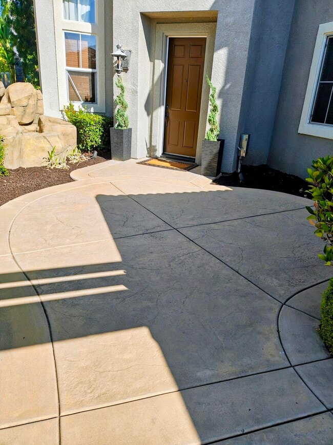 Photo - 32450 Magenta Ct Unit 32450