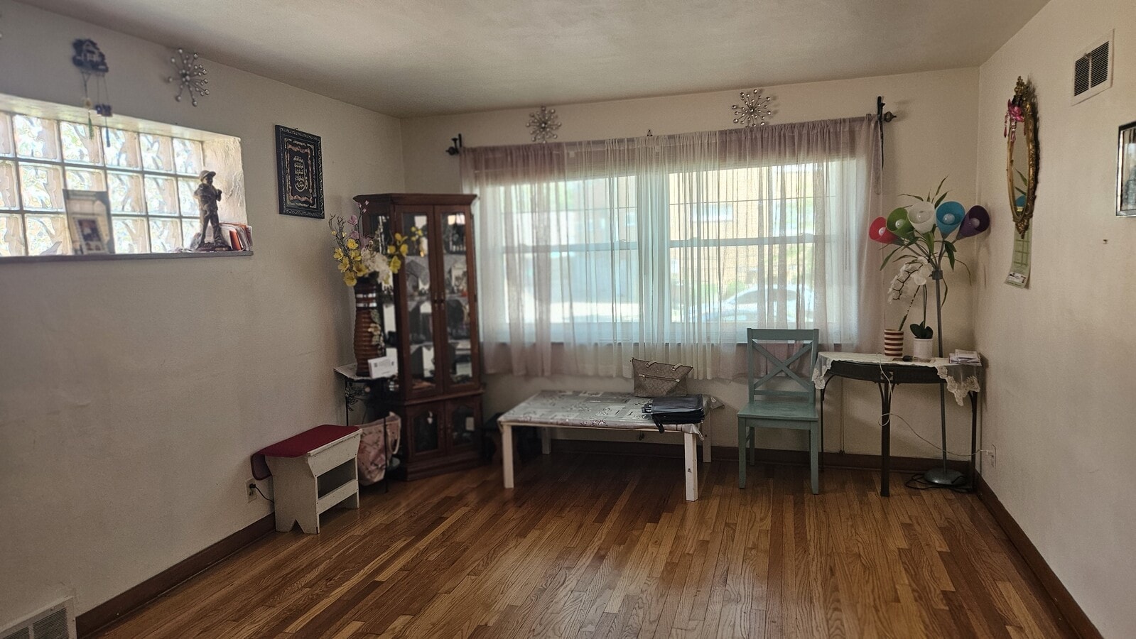 Photo - 5812 Sunshine Dr Unit 1 west