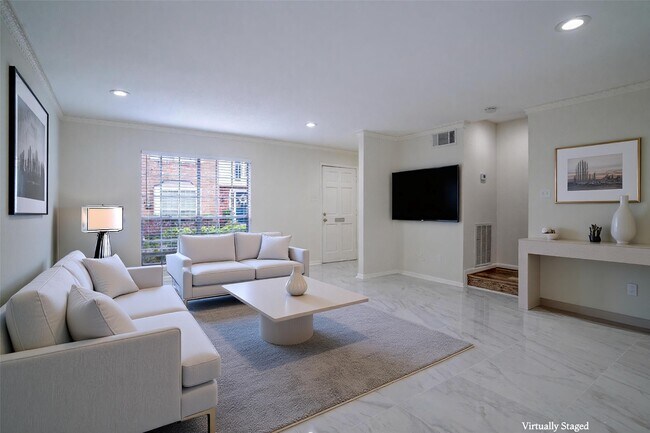 Photo - 6404 Olympia Dr Unit True