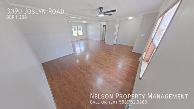 Photo - 3090 Joslyn Rd
