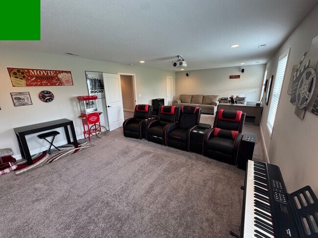 Photo - 104 Deerberry Ln